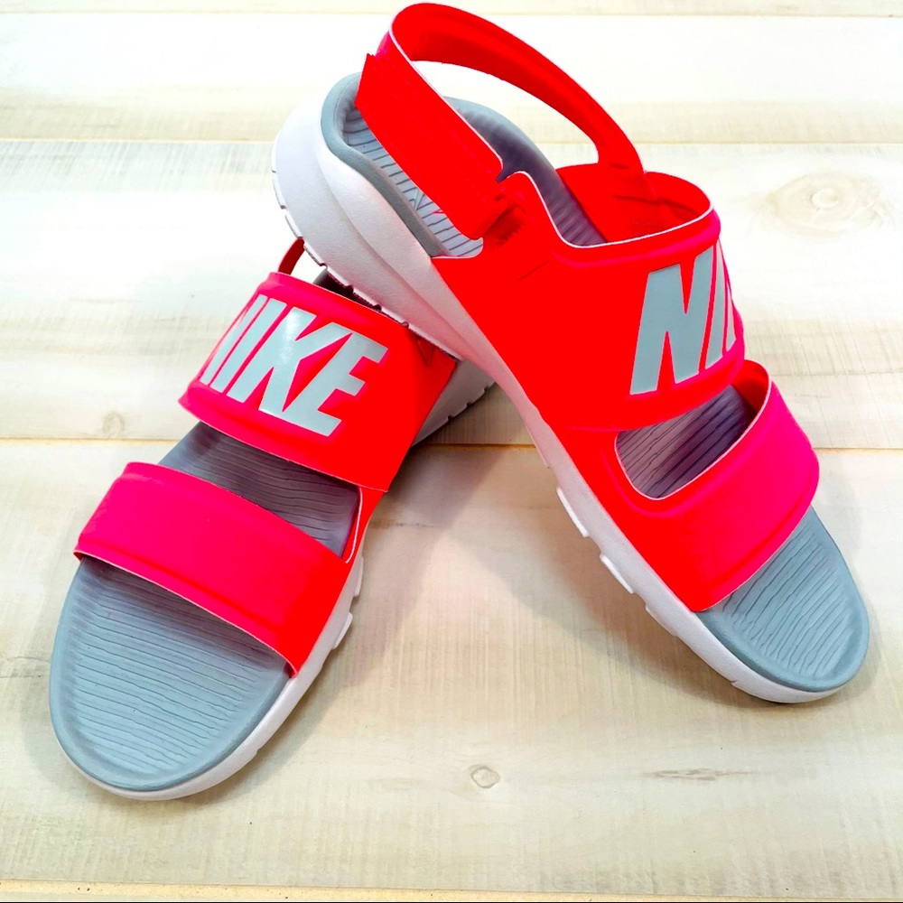 NWOT Nike Tanjun Double Strap Sandals Sz 9 - Picture 3 of 8